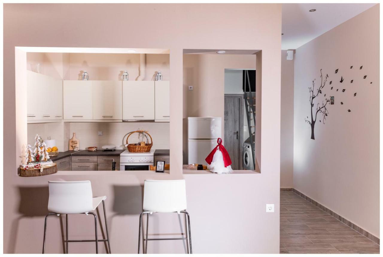 Sotiria Apartment Kiaton Bagian luar foto